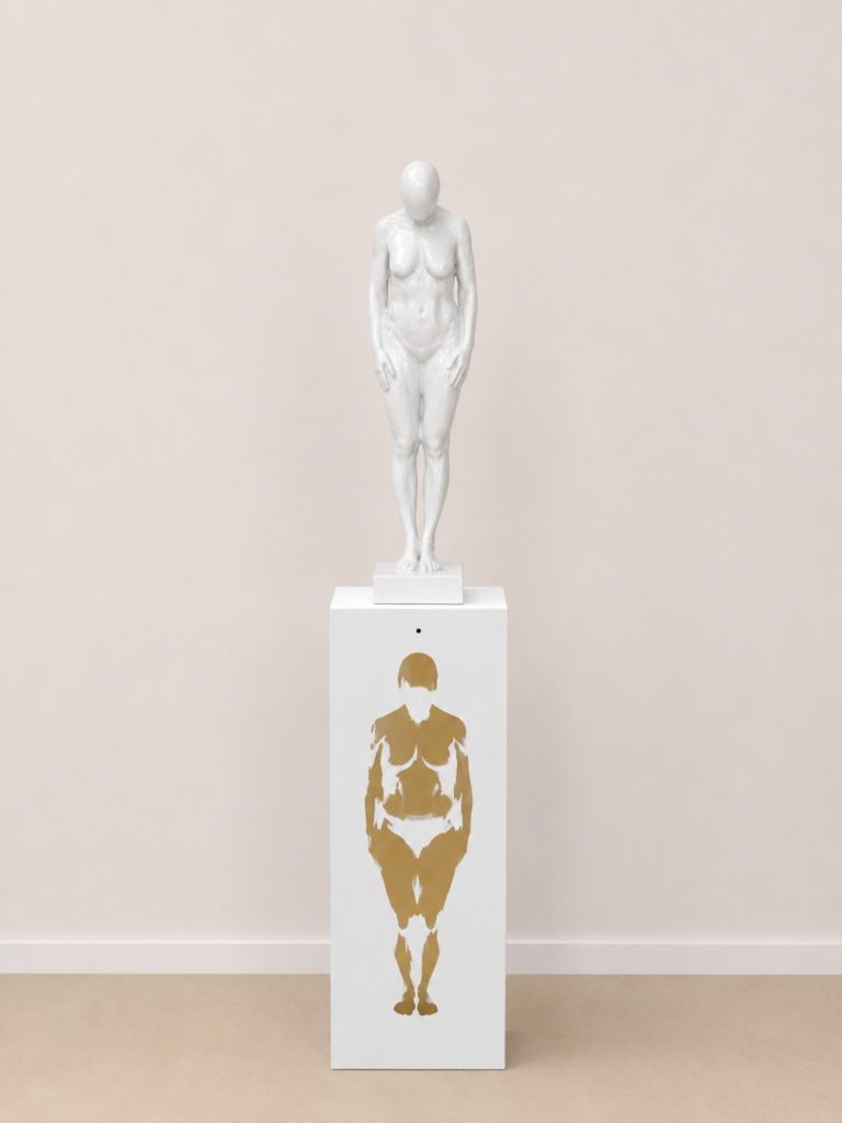 Siamo solo prodotti, bianco porcellana