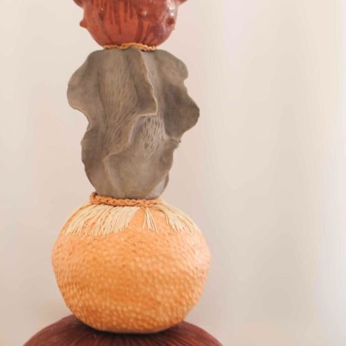 Jessica Moroni, Totem di terra 4, ceramica realizzata a mano, 91x30 cm